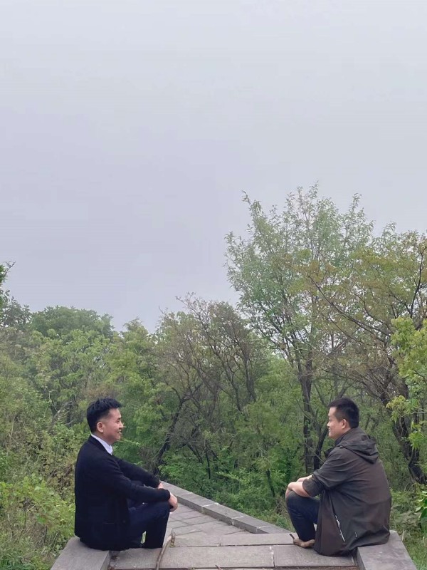 一路上開(kāi)心拍照的易視界小伙伴